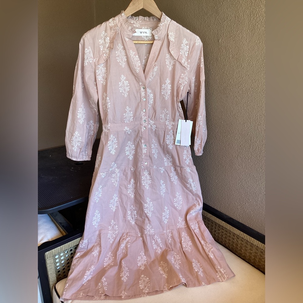 NWT WVN Elegant Pink Embroidered Dress Size Small